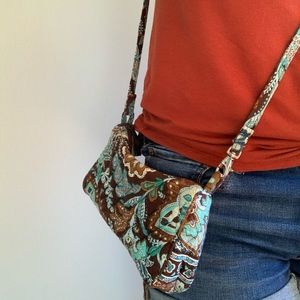 Vera Bradley crossbody purse